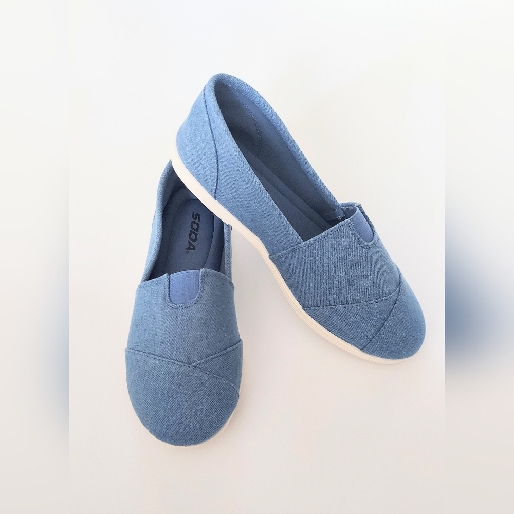 Soda Womens US Size 6.5 Obji Slip On Flat Casual Shoes Blue